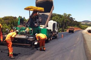 Novo contrato de conservação atende 294 km de rodovias do Norte e Norte Pioneiro