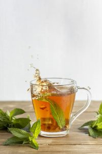 Dia do Chá: 5 motivos para incluir chá verde na dieta