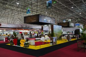 Agroindústrias participam de feira tradicionalista: veja a programação