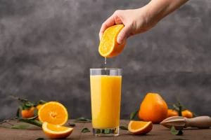 Quase todo suco de laranja consumido no mundo é produzido no Brasil