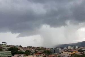 Previsão de pancadas de chuva em algumas regiões do Paraná nesta quinta-feira