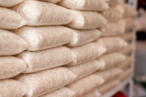 Investigação apura furto de 55 mil sacos de arroz que estariam sendo vendidos no Paraná