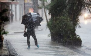 Terça-feira com previsão de chuva em todo o Paraná