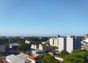 Temperaturas se elevam nesta sexta-feira no Paraná