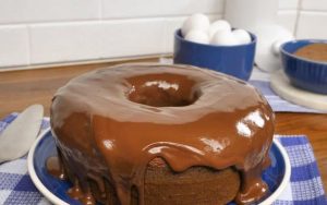 Fofinho e prático: a melhor receita de bolo de chocolate