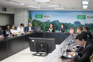 Integrar ações entre agropecuária e indústria está no foco do Mapa