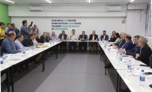 Ministro da Agricultura anuncia medidas de apoio aos agricultores gaúchos