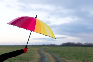 Não esquece o guarda-chuva que o “toró d’água” pode vir a qualquer hora