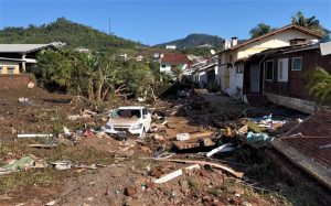 Aumenta número de mortes e RS declara calamidade pública nas cidades afetadas pelas chuvas