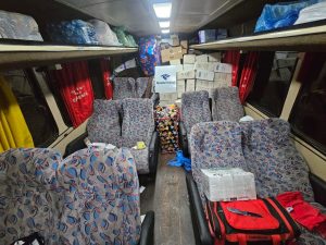 Após perseguição, Receita Federal apreende ônibus lotado de vinhos e azeites no PR
