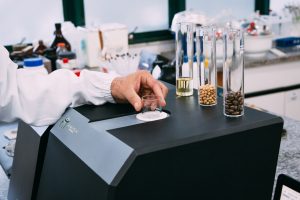 Ressonância magnética no agro? Tecnologia avalia qualidade dos produtos