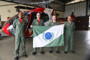 Helicóptero do Paraná vai auxiliar atendimento em Santa Catarina