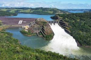 Copel abre vertedouros das barragens por recomendação do ONS