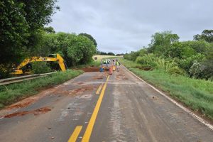 Rodovias de Guarapuava seguem interditadas após chuvas