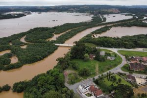 E vem mais água! “Chuva de um mês em um dia”, alerta Coutinho
