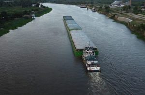 Nível do Rio Paraguai abaixo da média histórica traz prejuízos ao transporte de cargas por hidrovia