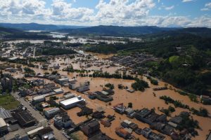 Em SC, pedido é por agilidade em recursos para reconstrução de cidades atingidas pelas chuvas