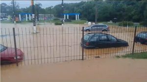 Almirante Tamandaré é a cidade do Brasil com o maior volume de chuva em 24h