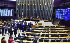 Congresso adia votação do veto do marco temporal para o dia 23