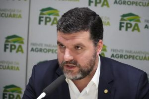 “Não aceitaremos este desserviço ao Brasil, às escolas e aos alunos”, diz presidente da FPA sobre questão do Enem com discurso de ódio ao agronegócio