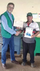 História especial: trabalhador rural e instrutor se reencontram em curso do SENAR-PR após 30 anos