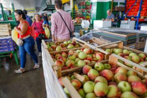 Ceasa movimenta 30 mil toneladas de produtos para ceias de Natal