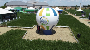 Dia de Campo I.Riedi apresenta novas tecnologias para produtores rurais