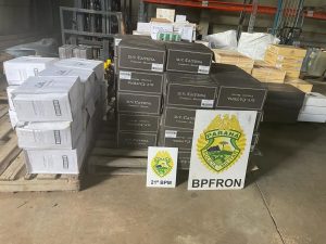 Polícia apreende 600 garrafas de vinhos estrangeiros em depósito ilegal