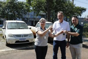 Secretaria de Agricultura de Cascavel recebe doação de veículos da Adapar