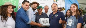 Sistema FAEP/SENAR-PR entrega drones e outros equipamentos a colégios agrícolas