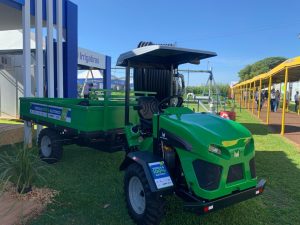 Trator elétrico é apresentado no Show Rural
