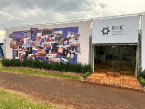 Palestra sobre investimentos marca primeiro dia da AREAC no Show Rural