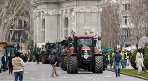 Milhares de agricultores protestam em Madri