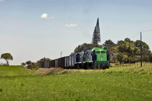 PR recebe estudo da ampliação do terminal ferroviário da Ferroeste em Cascavel