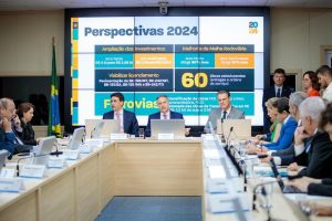 Governo anuncia R$ 4,7 bi para corredores do Agro; no Paraná investimento será via pedágio