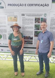 Projeto de alimentos orgânicos da UFPR Palotina expõe trabalhos em evento do agro