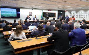 Burocracia na fiscalização de crimes ambientais impede agricultores de obter crédito