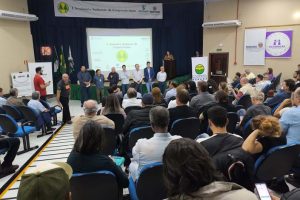 Estado reforça importância das cooperativas em seminário