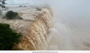 Cataratas do Iguaçu com vazão quatro vezes acima do normal