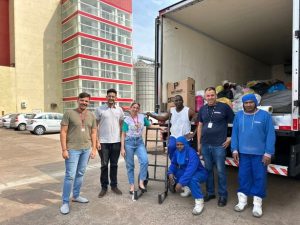 Coopavel envia 5º caminhão com donativos a vítimas de enchentes