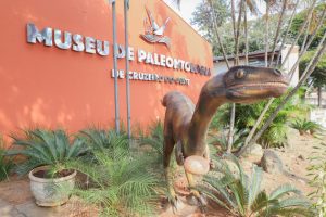 Município recebe título de “Vale Nacional dos Dinossauros”