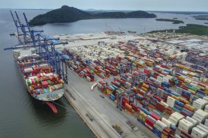 Exportações de produtos de outros estados pelo Porto de Paranaguá crescem 70%