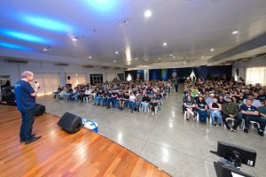 C.Vale reúne 500 jovens em Palotina