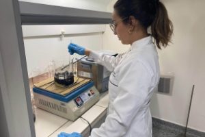 Polícia Científica investiga morte de abelhas e identifica defensivo irregular