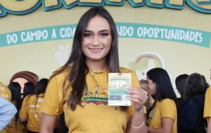 Em diferentes escolas, professora coleciona conquistas no Agrinho