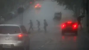 Alerta no Sudeste e tempo mais tranquilo no Sul