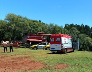 Trabalhador morre durante manutenção de colheitadeira