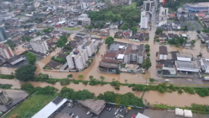 Chuva volumosa segue e pode agravar situação no sul do Brasil