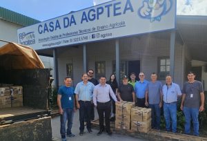 Parceria contempla escolas agrícolas com mini bibliotecas