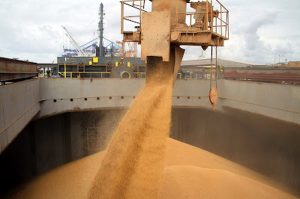 Estado recria imposto sobre grãos e eleva alíquota para exportadores